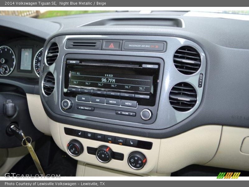Night Blue Metallic / Beige 2014 Volkswagen Tiguan SE