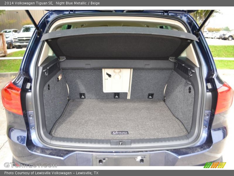 Night Blue Metallic / Beige 2014 Volkswagen Tiguan SE