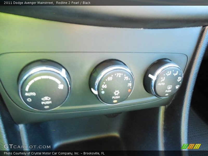 Redline 2 Pearl / Black 2011 Dodge Avenger Mainstreet