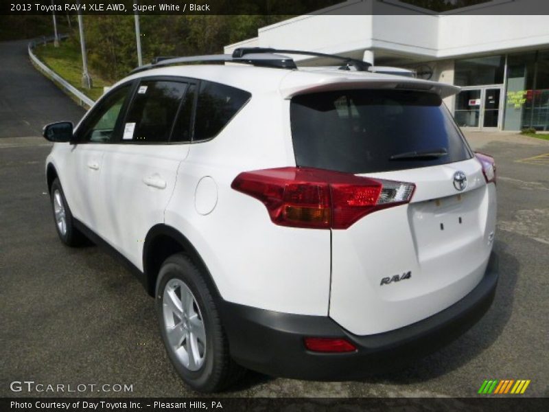 Super White / Black 2013 Toyota RAV4 XLE AWD