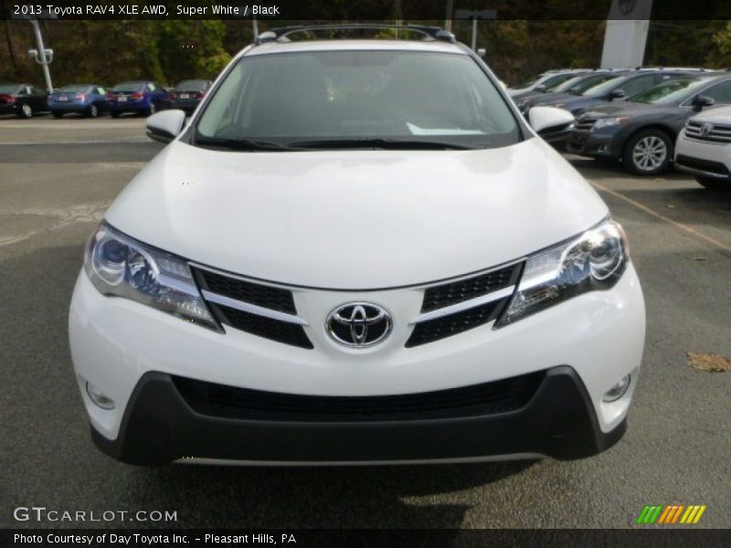 Super White / Black 2013 Toyota RAV4 XLE AWD