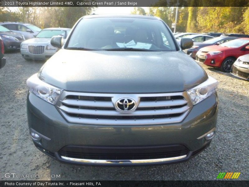 Cypress Green Pearl / Sand Beige 2013 Toyota Highlander Limited 4WD