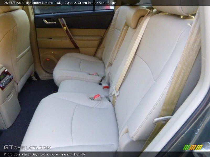 Cypress Green Pearl / Sand Beige 2013 Toyota Highlander Limited 4WD