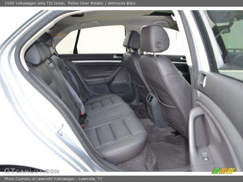 Reflex Silver Metallic / Anthracite Black 2006 Volkswagen Jetta TDI Sedan