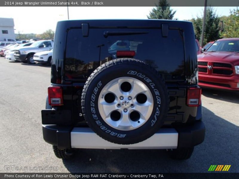 Black / Black 2014 Jeep Wrangler Unlimited Sahara 4x4
