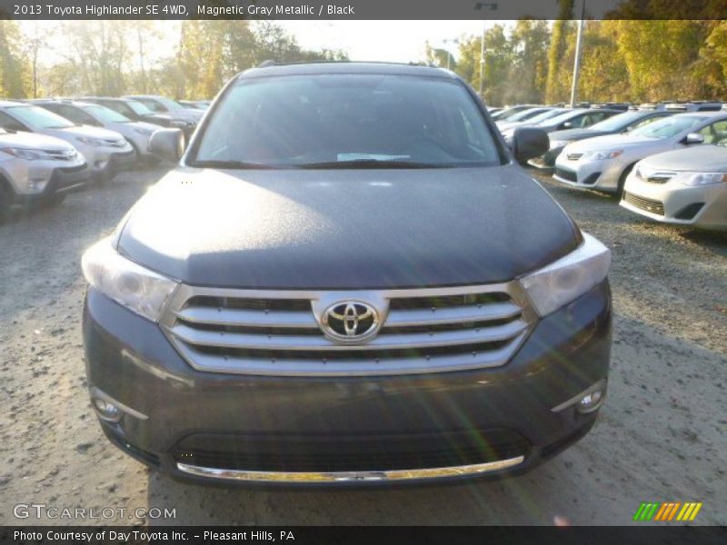 Magnetic Gray Metallic / Black 2013 Toyota Highlander SE 4WD