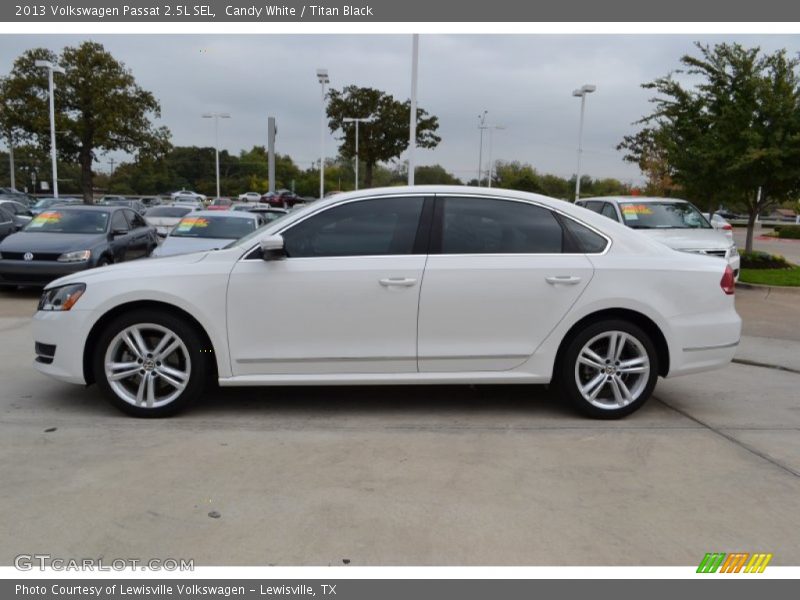 Candy White / Titan Black 2013 Volkswagen Passat 2.5L SEL