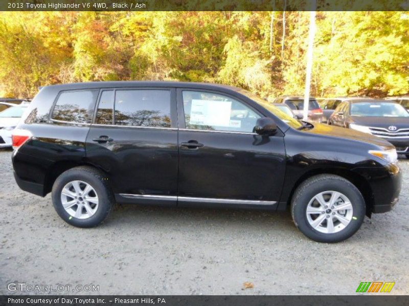 Black / Ash 2013 Toyota Highlander V6 4WD