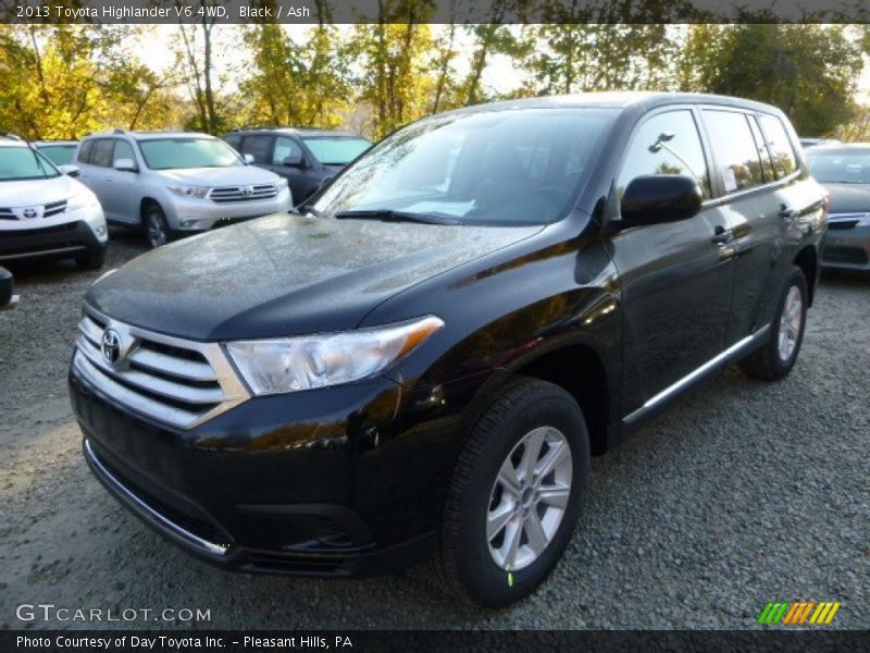 Black / Ash 2013 Toyota Highlander V6 4WD