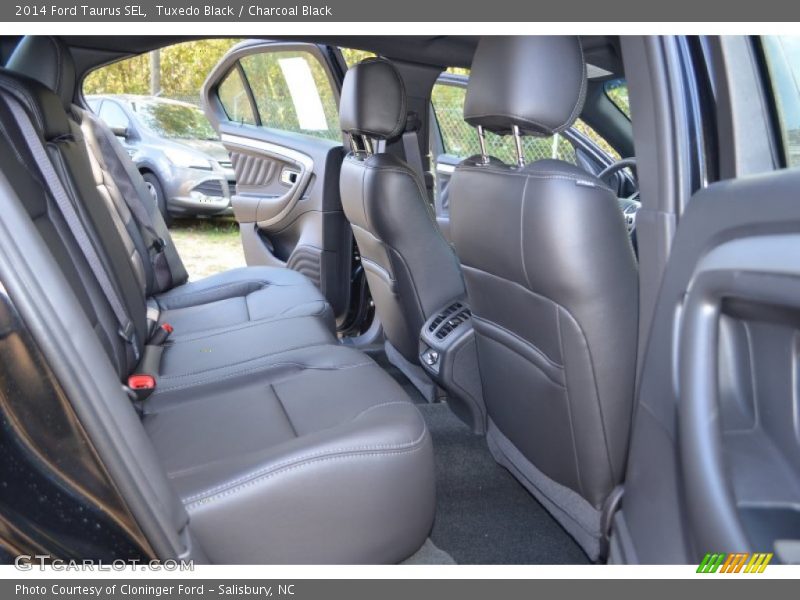 Tuxedo Black / Charcoal Black 2014 Ford Taurus SEL