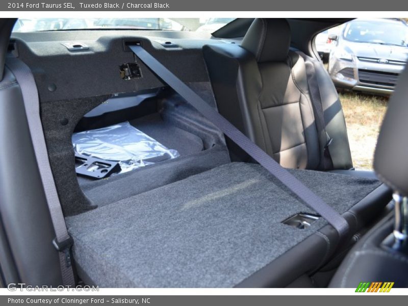 Tuxedo Black / Charcoal Black 2014 Ford Taurus SEL