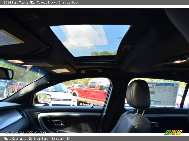 Tuxedo Black / Charcoal Black 2014 Ford Taurus SEL