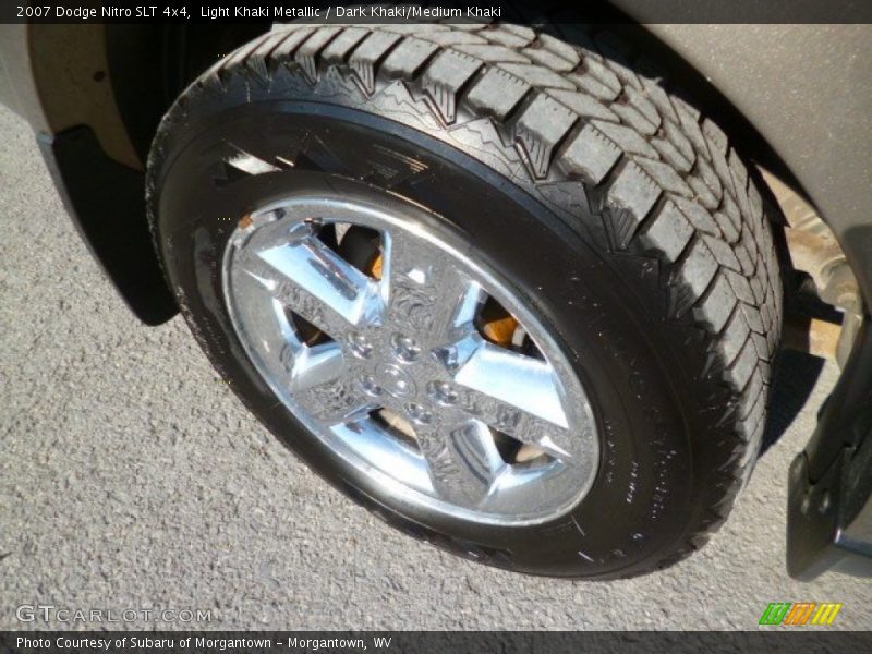 Light Khaki Metallic / Dark Khaki/Medium Khaki 2007 Dodge Nitro SLT 4x4
