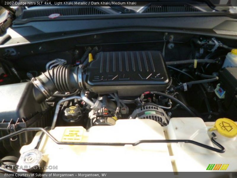 Light Khaki Metallic / Dark Khaki/Medium Khaki 2007 Dodge Nitro SLT 4x4