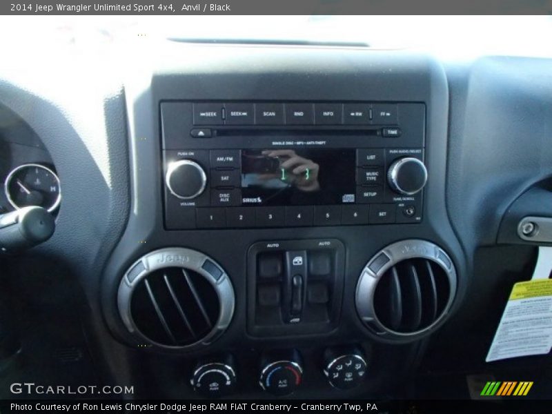 Anvil / Black 2014 Jeep Wrangler Unlimited Sport 4x4