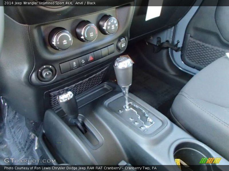 Anvil / Black 2014 Jeep Wrangler Unlimited Sport 4x4