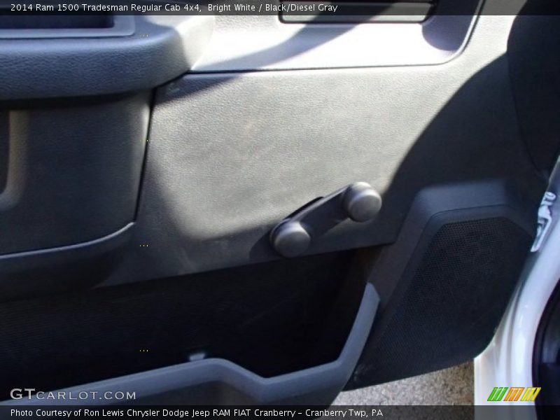 Bright White / Black/Diesel Gray 2014 Ram 1500 Tradesman Regular Cab 4x4