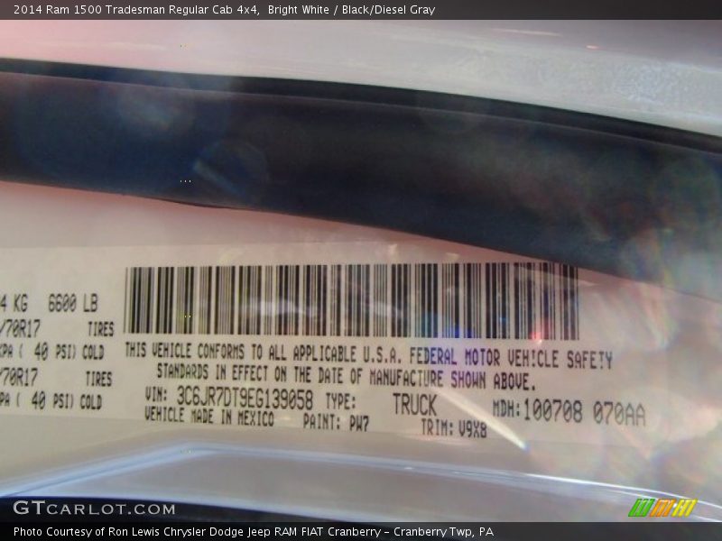 Bright White / Black/Diesel Gray 2014 Ram 1500 Tradesman Regular Cab 4x4