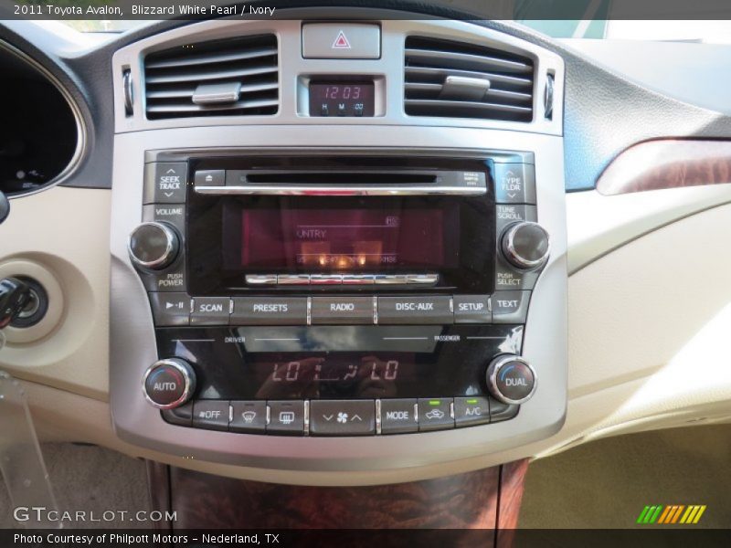 Blizzard White Pearl / Ivory 2011 Toyota Avalon