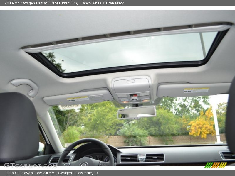 Candy White / Titan Black 2014 Volkswagen Passat TDI SEL Premium