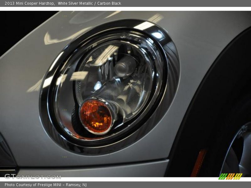 White Silver Metallic / Carbon Black 2013 Mini Cooper Hardtop