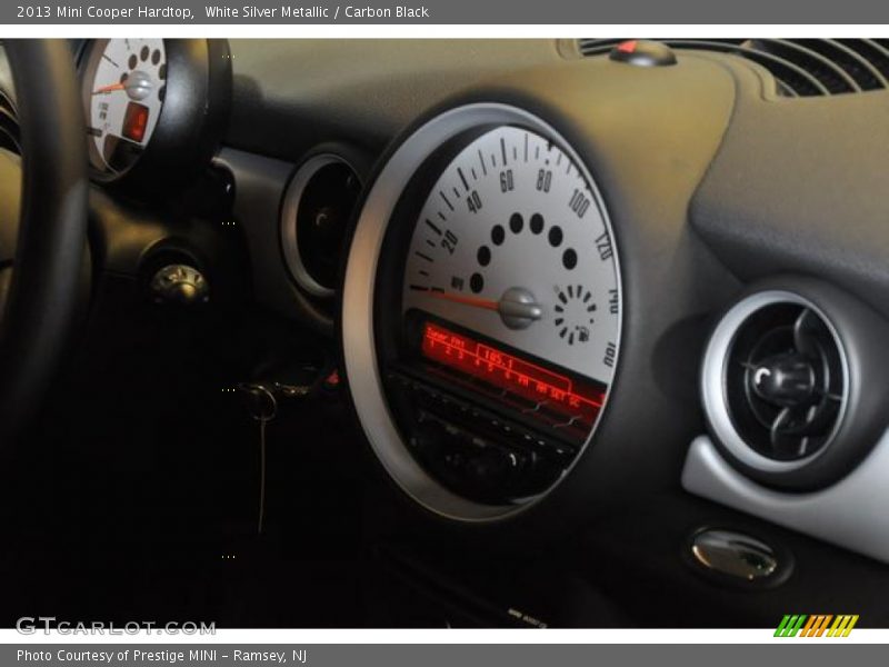 White Silver Metallic / Carbon Black 2013 Mini Cooper Hardtop