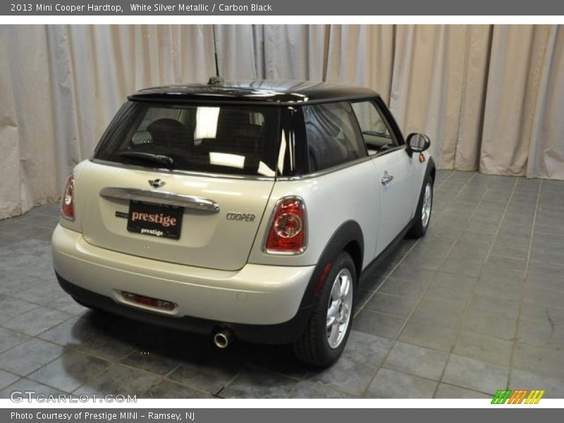 White Silver Metallic / Carbon Black 2013 Mini Cooper Hardtop