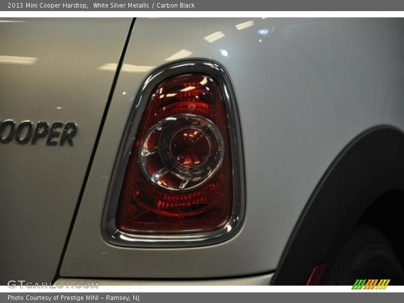 White Silver Metallic / Carbon Black 2013 Mini Cooper Hardtop