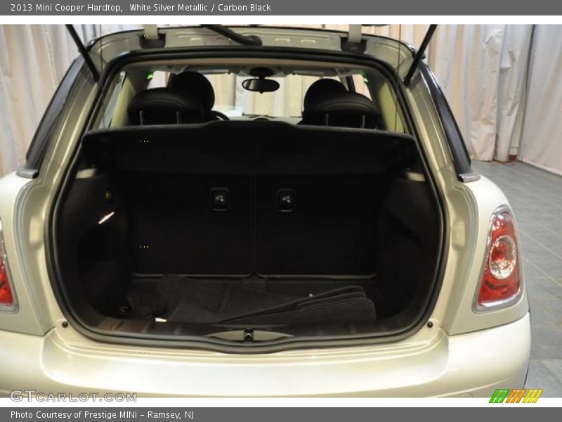 White Silver Metallic / Carbon Black 2013 Mini Cooper Hardtop