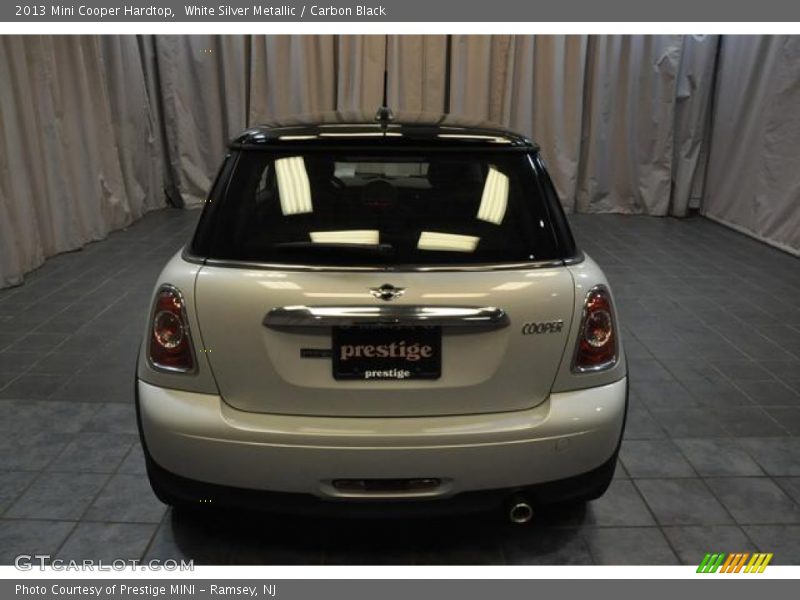 White Silver Metallic / Carbon Black 2013 Mini Cooper Hardtop