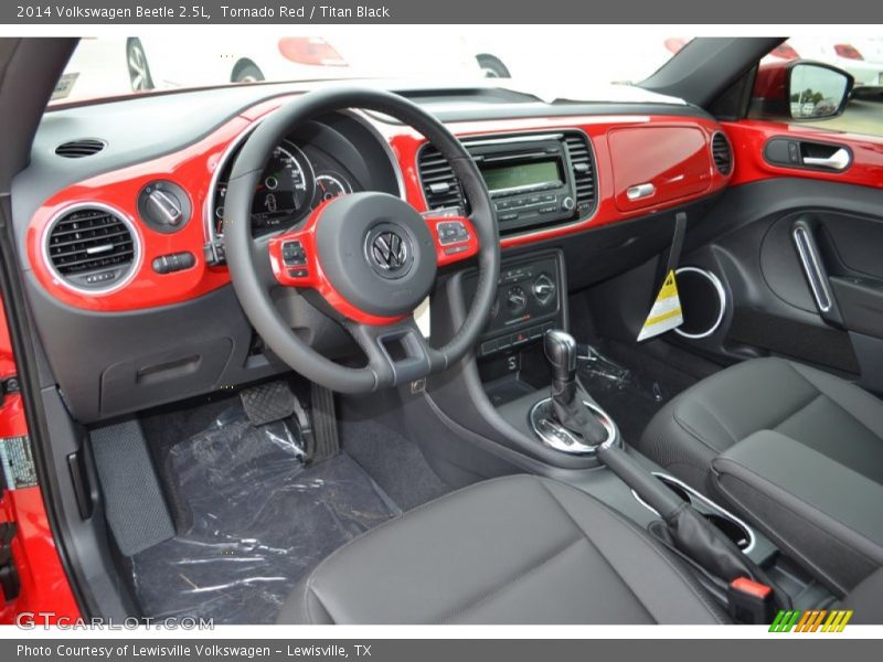  2014 Beetle 2.5L Titan Black Interior