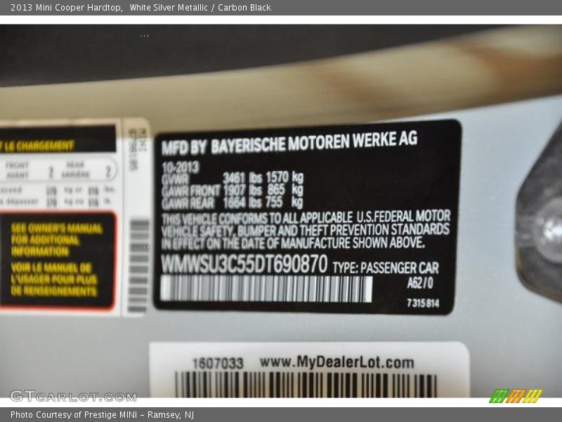 White Silver Metallic / Carbon Black 2013 Mini Cooper Hardtop
