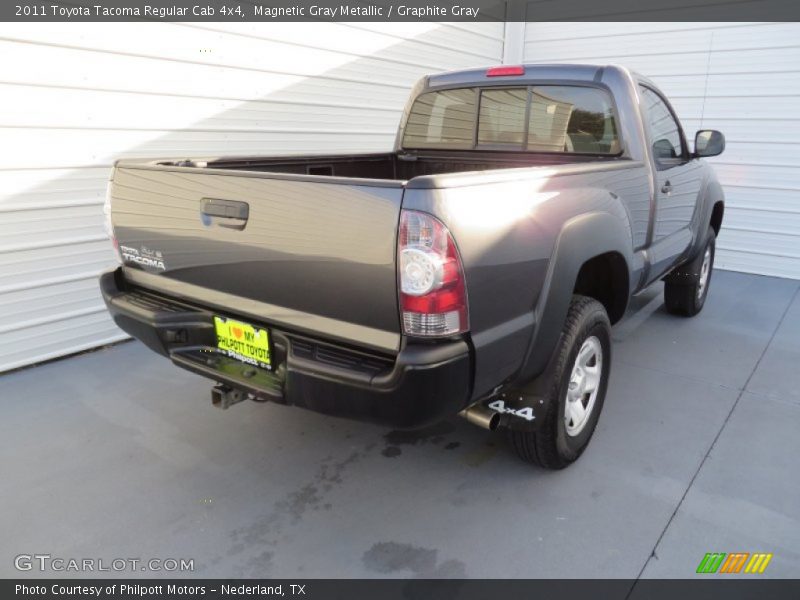 Magnetic Gray Metallic / Graphite Gray 2011 Toyota Tacoma Regular Cab 4x4
