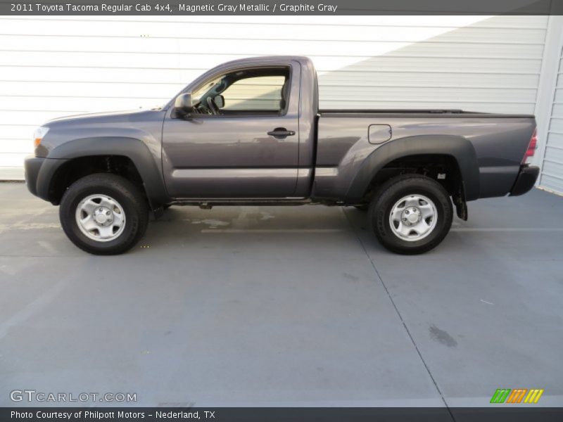 Magnetic Gray Metallic / Graphite Gray 2011 Toyota Tacoma Regular Cab 4x4