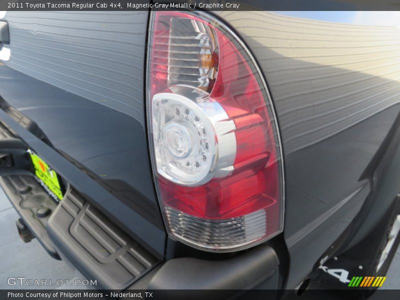 Magnetic Gray Metallic / Graphite Gray 2011 Toyota Tacoma Regular Cab 4x4