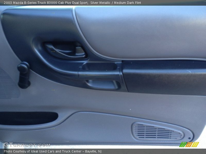 Silver Metallic / Medium Dark Flint 2003 Mazda B-Series Truck B3000 Cab Plus Dual Sport