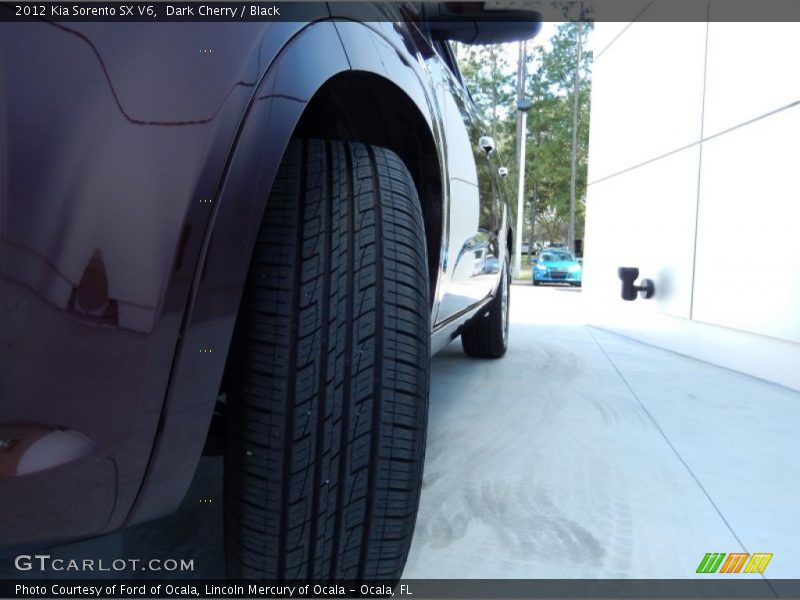 Dark Cherry / Black 2012 Kia Sorento SX V6