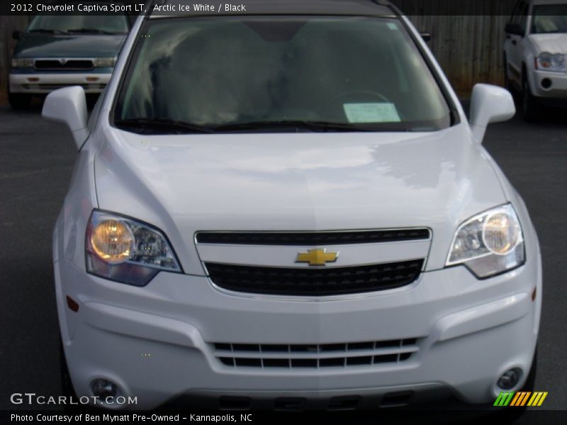 Arctic Ice White / Black 2012 Chevrolet Captiva Sport LT