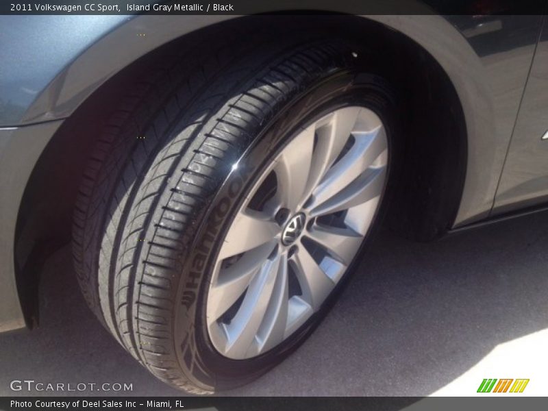 Island Gray Metallic / Black 2011 Volkswagen CC Sport