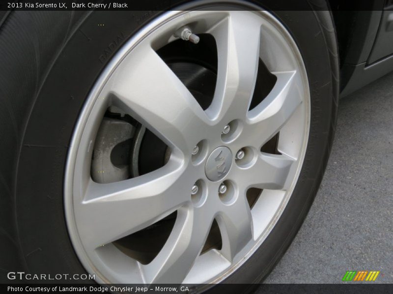 Dark Cherry / Black 2013 Kia Sorento LX