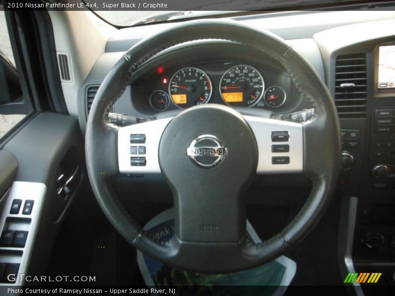 Super Black / Graphite 2010 Nissan Pathfinder LE 4x4