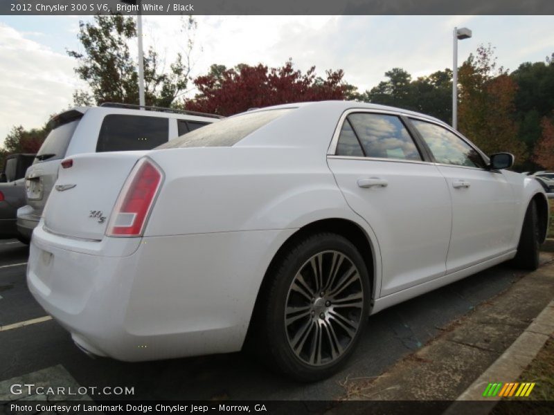 Bright White / Black 2012 Chrysler 300 S V6