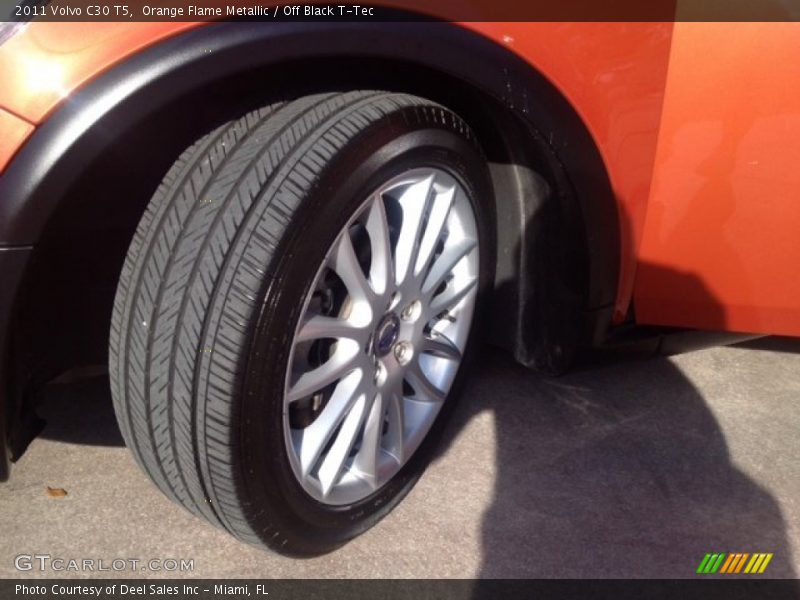 Orange Flame Metallic / Off Black T-Tec 2011 Volvo C30 T5