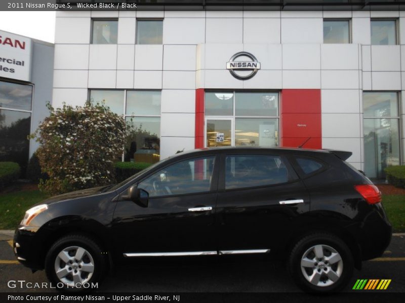 Wicked Black / Black 2011 Nissan Rogue S