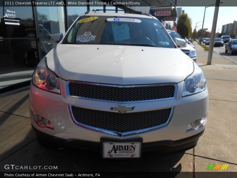 White Diamond Tricoat / Cashmere/Ebony 2011 Chevrolet Traverse LTZ AWD