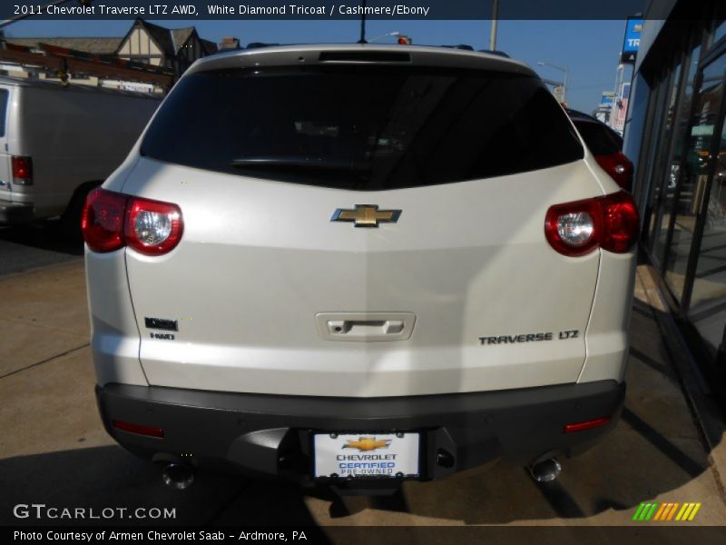 White Diamond Tricoat / Cashmere/Ebony 2011 Chevrolet Traverse LTZ AWD