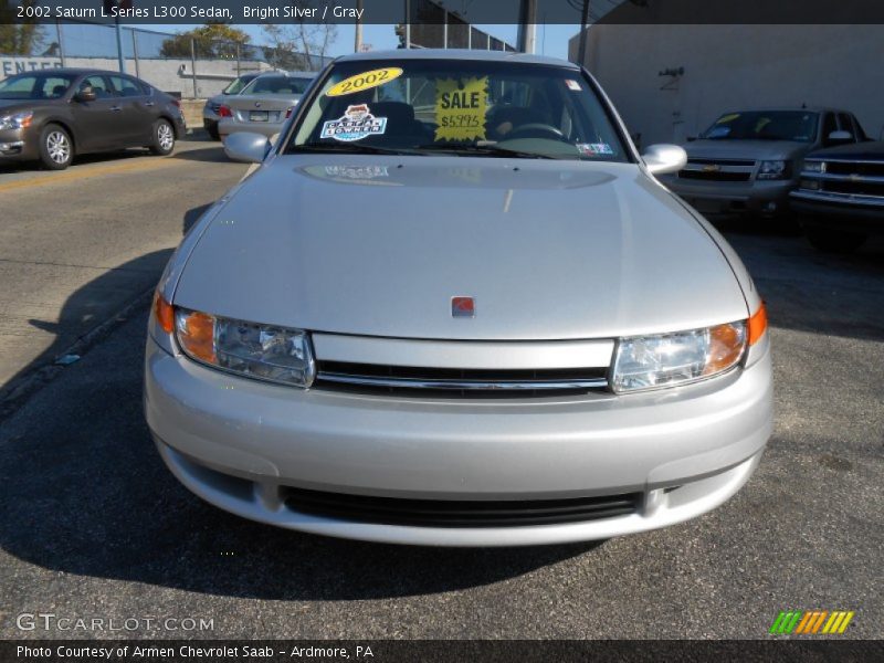 Bright Silver / Gray 2002 Saturn L Series L300 Sedan