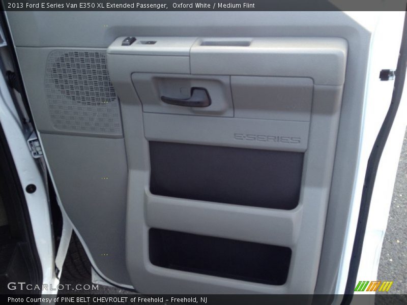 Oxford White / Medium Flint 2013 Ford E Series Van E350 XL Extended Passenger