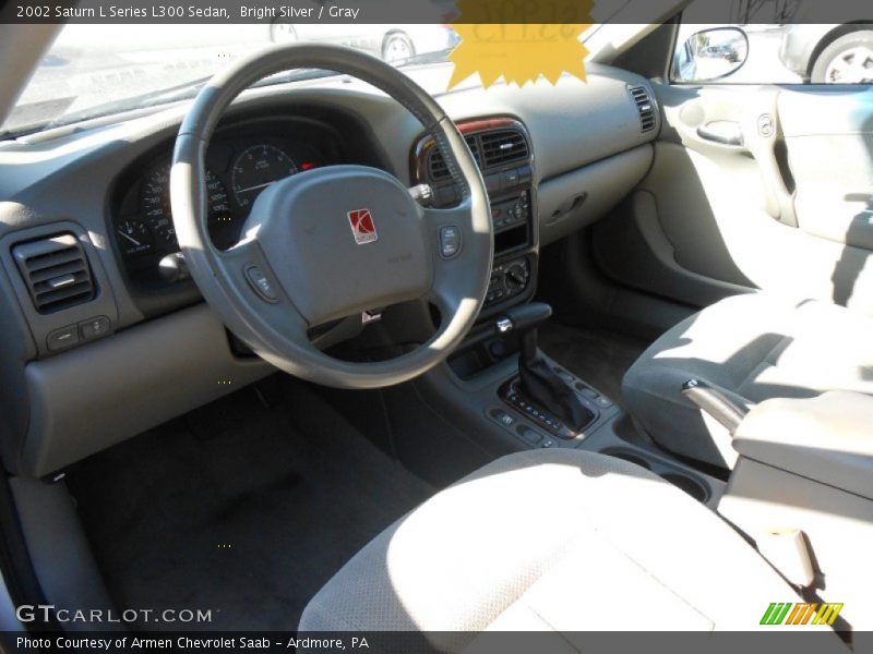 Bright Silver / Gray 2002 Saturn L Series L300 Sedan