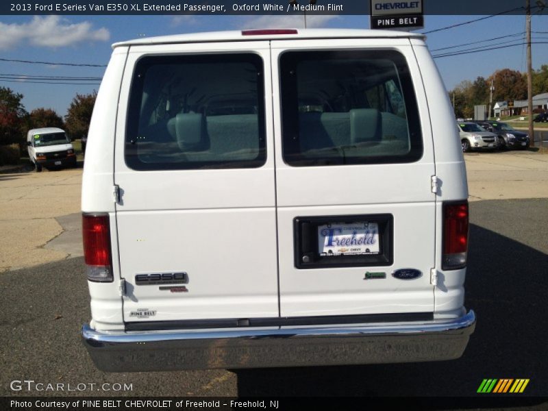 Oxford White / Medium Flint 2013 Ford E Series Van E350 XL Extended Passenger